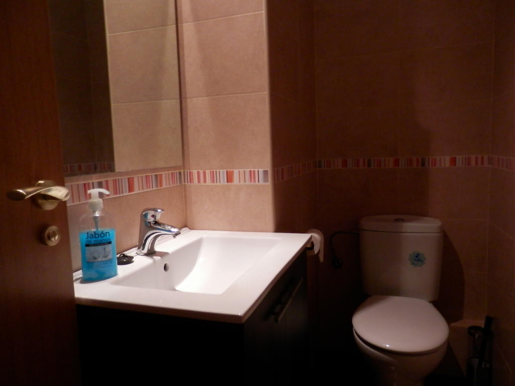 Barcelona Central Garden Hostal 외부 사진